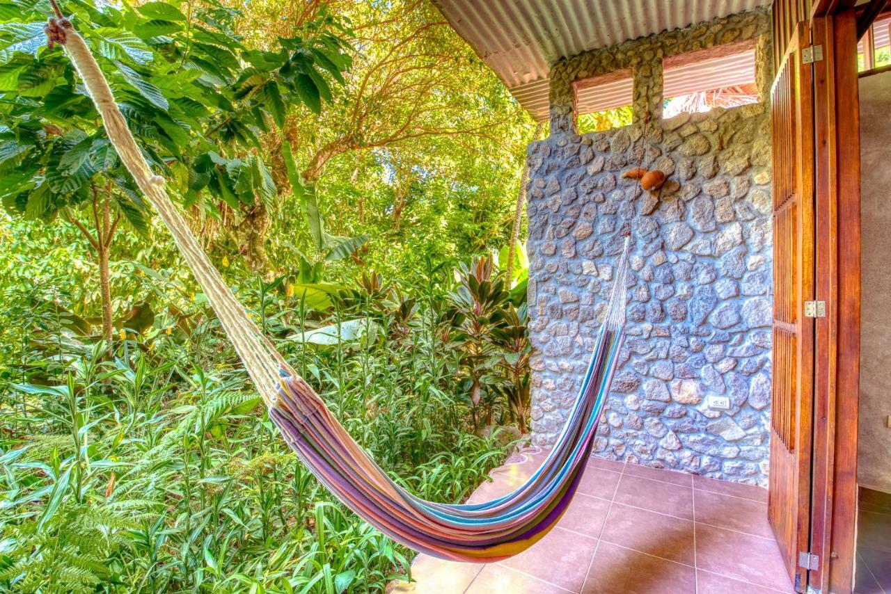 Omega Tours Eco-Jungle Lodge ลาเซย์บา ภายนอก รูปภาพ